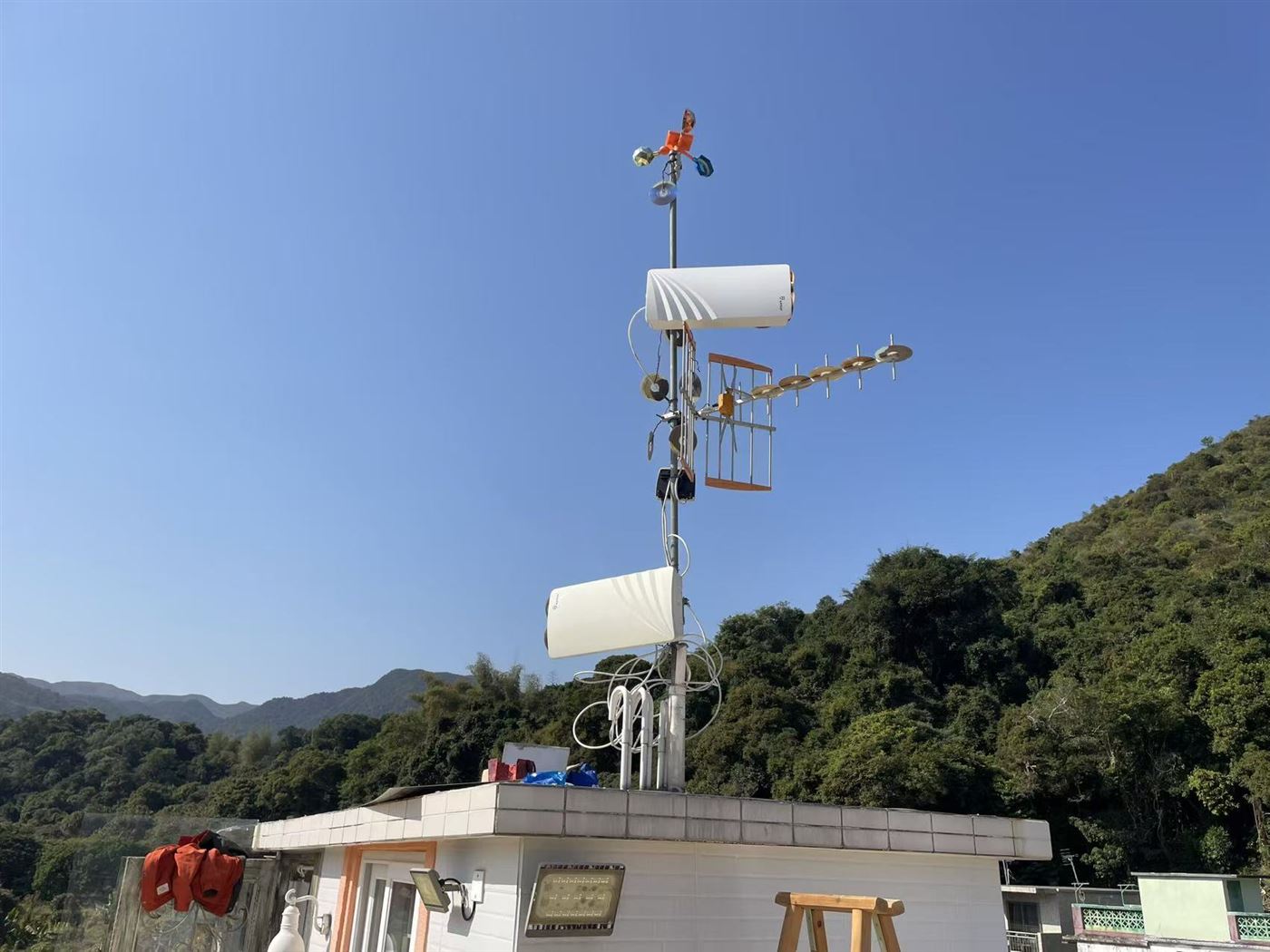 山地信號塔專業安裝實拍